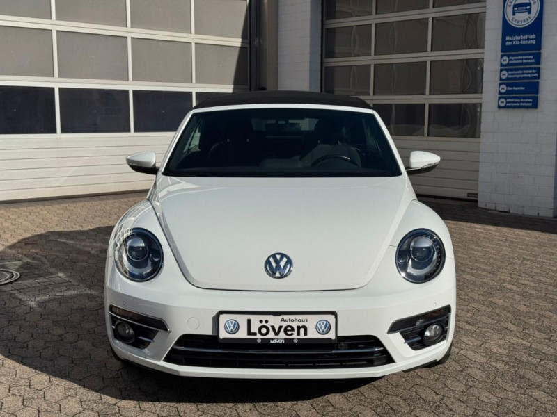 Volkswagen Coccinelle Cabriolet 1.2 TSI SOUND|XENON|FENDER|KAME 2018 - photo n°2 Volkswagen Coccinelle Cabriolet 1.2 TSI SOUND|XENON|FENDER|KAME  occasion à L'Union - photo n°2